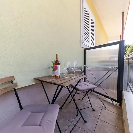 Family Apartments Zadar - Ryanair Exclusive Exterior photo