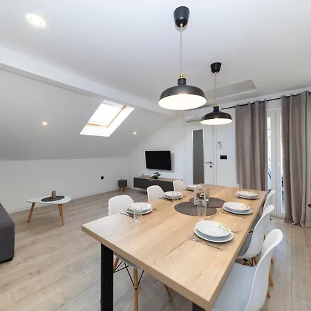 Family Apartments Zadar - Ryanair Exclusive Exterior photo